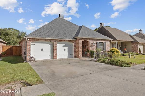 126 Gateway DR, Lafayette, LA 70506
