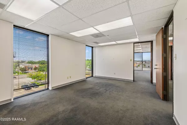 Lafayette, LA 70503,3639 Ambassador Caffery Pkwy #303