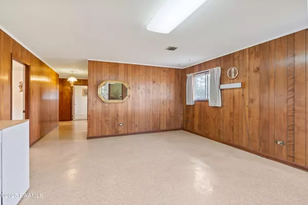 New Iberia, LA 70560,1015 Greenbriar ST