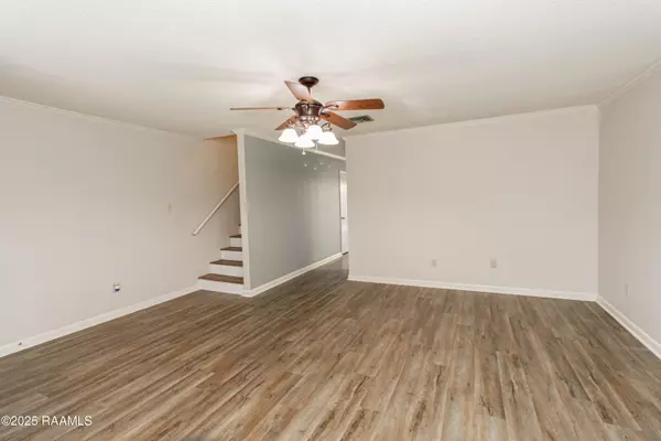 Lafayette, LA 70501,3500 E Simcoe ST #62