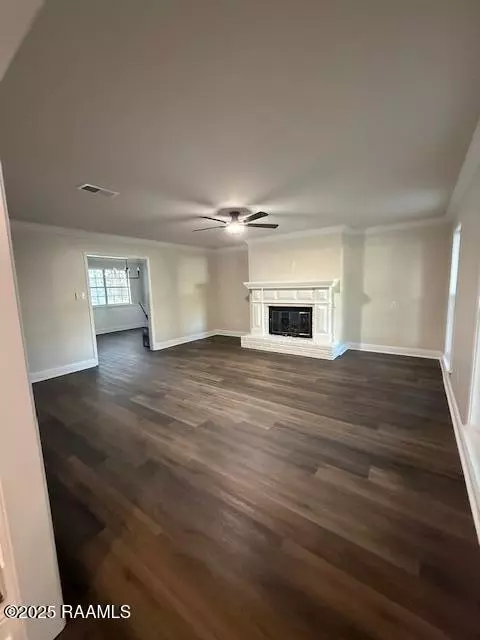 Youngsville, LA 70592,112 Thorn DR