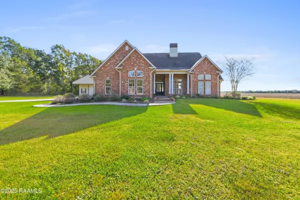 New Iberia, LA 70560,10219 Jefferson Island RD