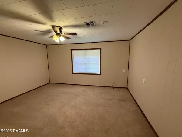 Ville Platte, LA 70586,5925 Crooked Creek Pkwy