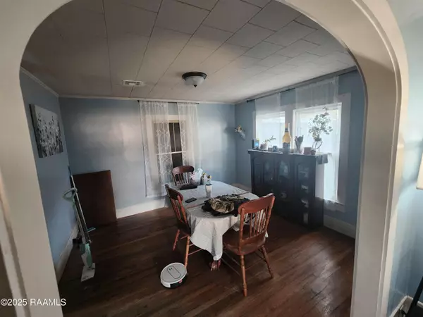 Jeanerette, LA 70544,230 Druilhet ST