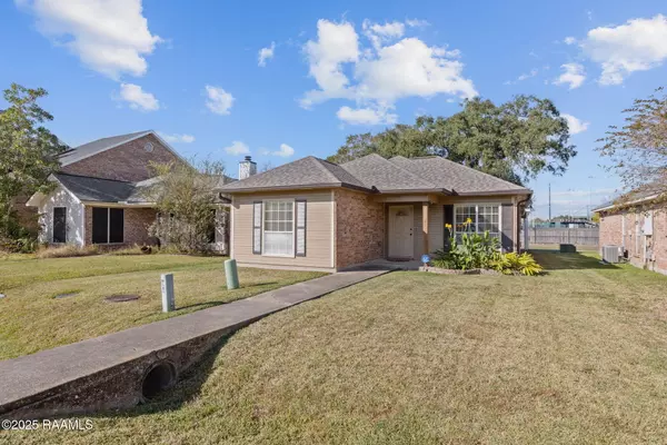 Youngsville, LA 70592,600 Carriage Light LOOP