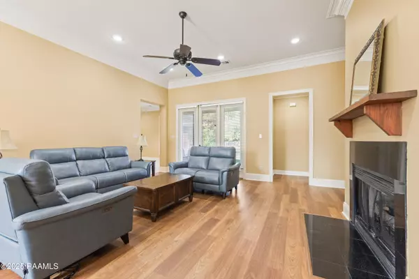 Lafayette, LA 70508,100 Hollow Green DR