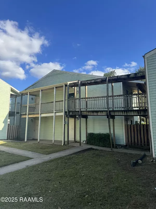 200 High Meadows B1-B4 BLVD, Lafayette, LA 70507