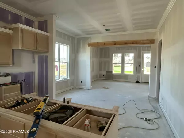 Carencro, LA 70520,110 Blushing Groom DR