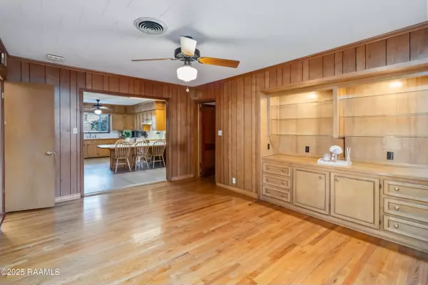 Washington, LA 70589,304 Dejean ST