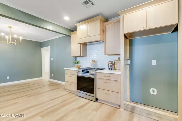 Lafayette, LA 70501,518 Evangeline DR