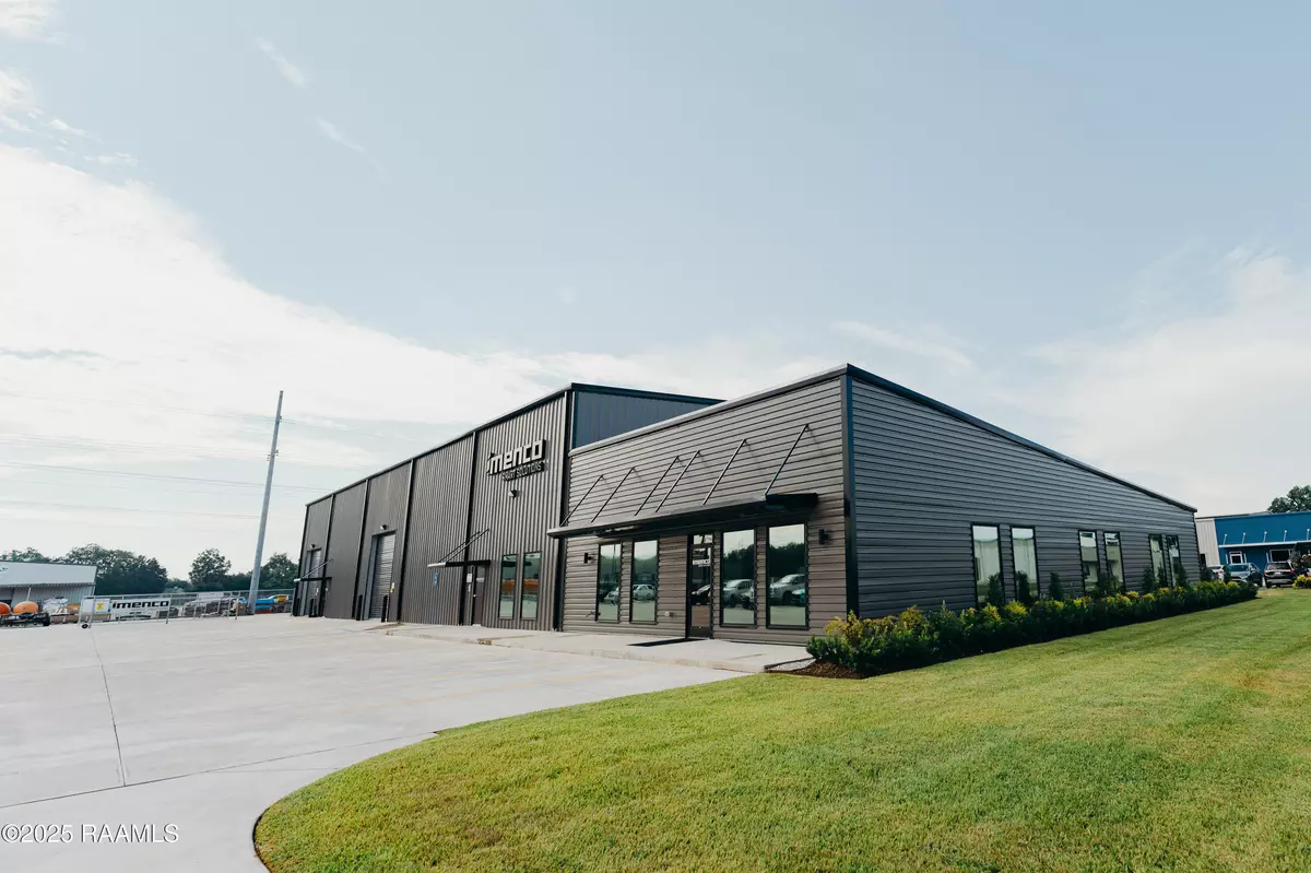 Broussard, LA 70518,1066 Labit RD