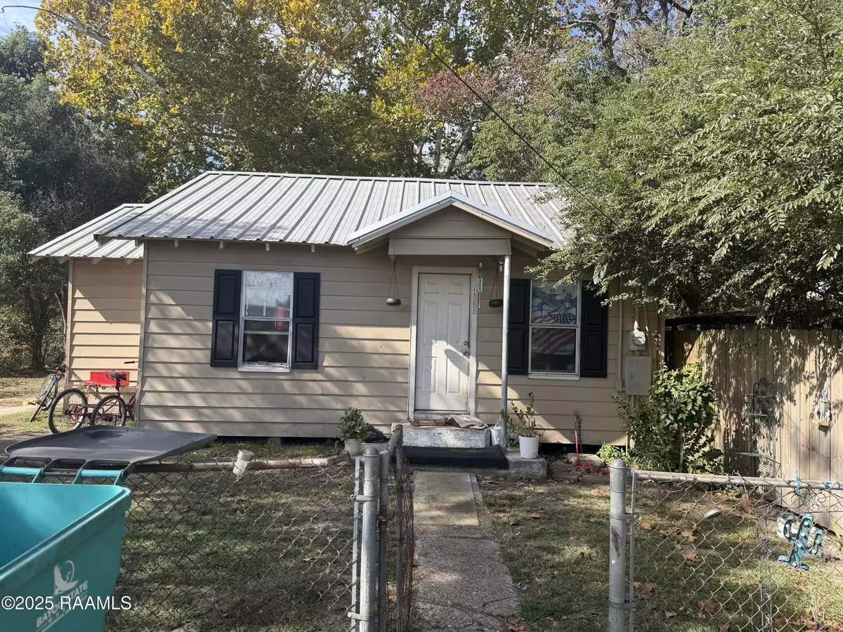 Eunice, LA 70535,811 N 3rd ST