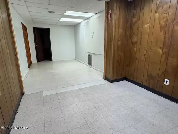 New Iberia, LA 70560,1410 Easy ST