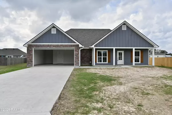 122 Rue De La Mare, Church Point, LA 70525