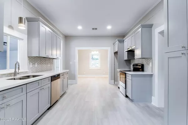 Eunice, LA 70535,220 S Vivian AVE