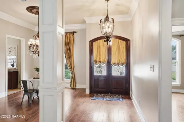 Broussard, LA 70518,105 Wedge DR