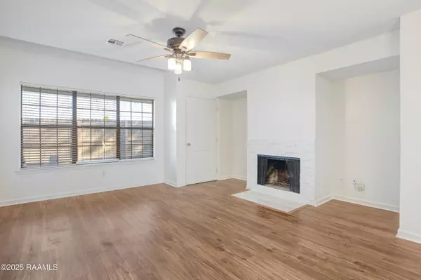 Lafayette, LA 70508,210 Long Plantation BLVD #N