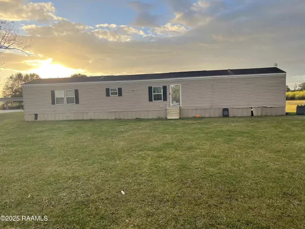 2916 Olivier RD, Jeanerette, LA 70544