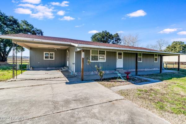 1643 Prairie Ronde Hwy, Opelousas, LA 70570