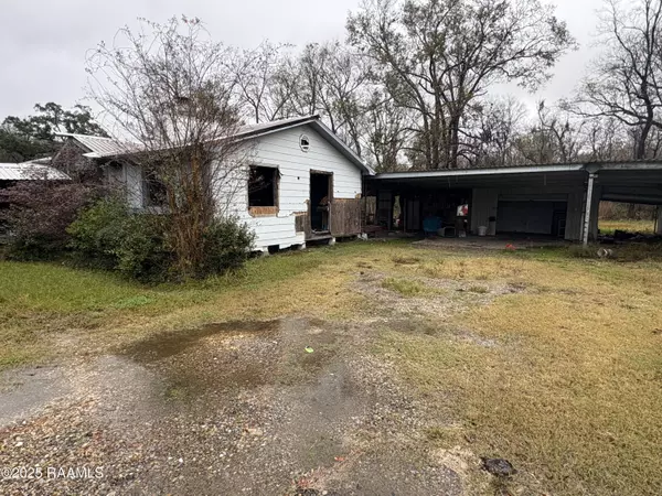 St. Martinville, LA 70582,1020 Oak