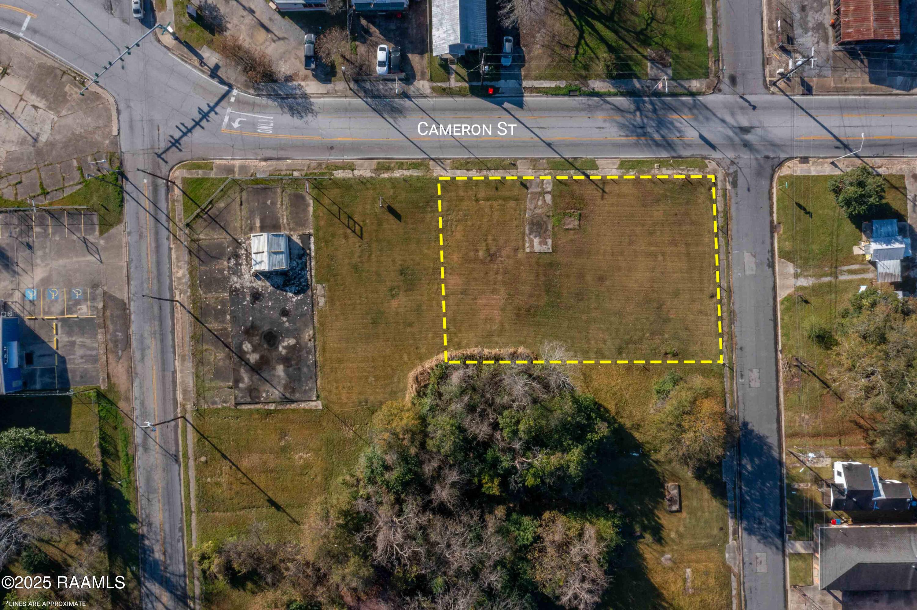 Lafayette, LA 70501,900 & 910 Cameron ST