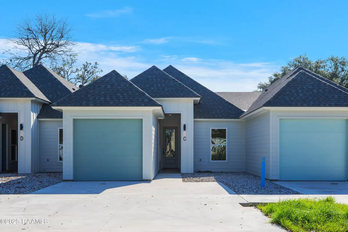 Broussard, LA 70518,300 Ave B
