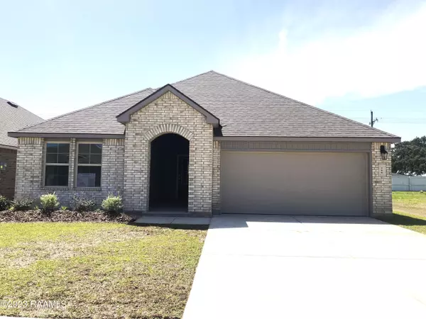 108 Abbeywood CT, Youngsville, LA 70592