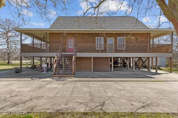 303 St Clair, Breaux Bridge, LA 70517