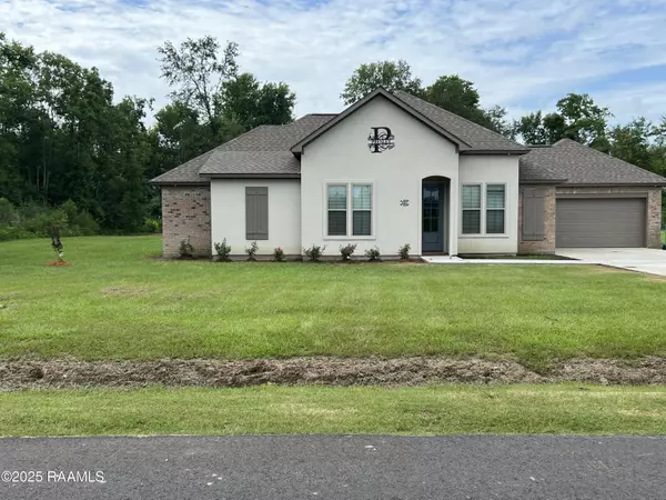 347 Gilbert Dr., Opelousas, LA 70570