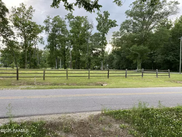 Arnaudville, LA 70512,1064 Mcveigh RD