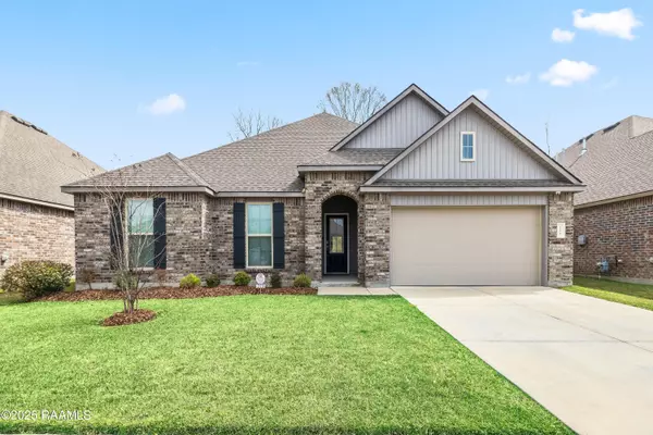 223 S Lakepointe DR, Lafayette, LA 70506