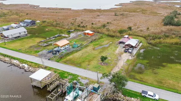 Dulac, LA 70353,7938 &7939 Shrimpers Row