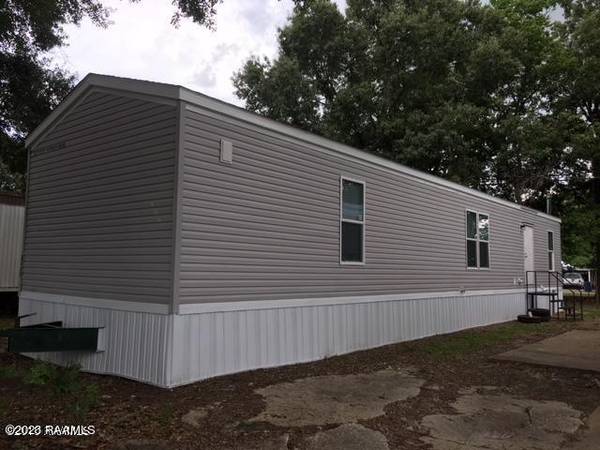 912 S Railroad AVE, Opelousas, LA 70570