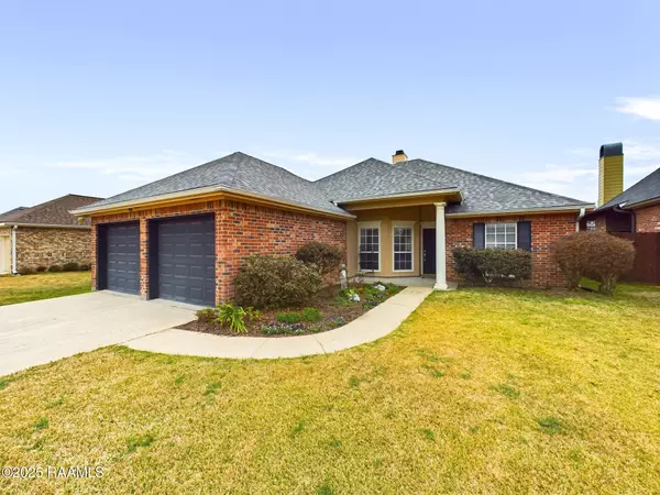 142 Kingspointe CIR, Lafayette, LA 70508