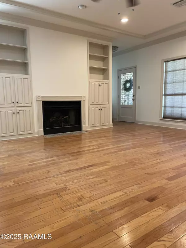 Lafayette, LA 70508,310 Suffolk AVE