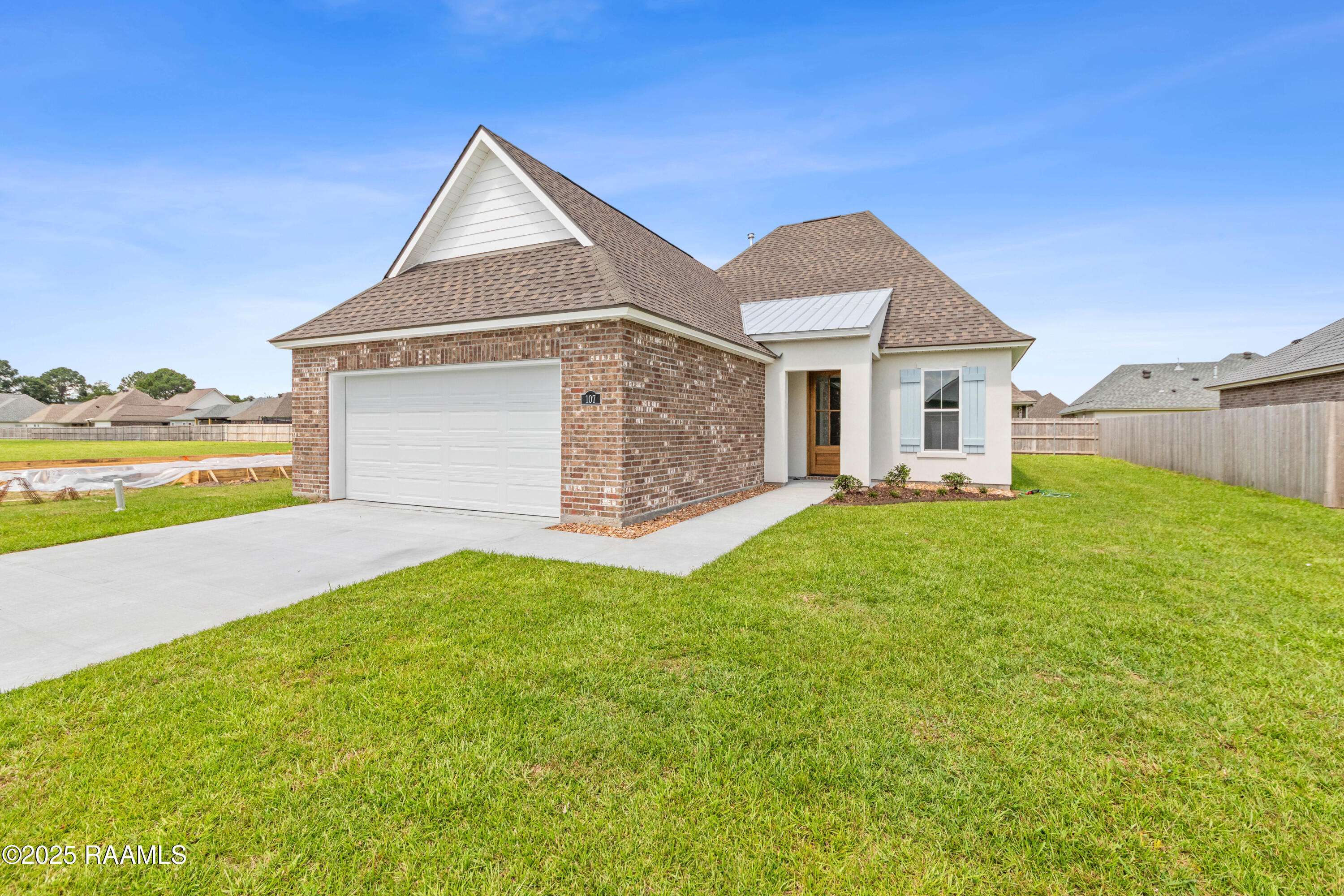 Maurice, LA 70555,107 Lilian LN