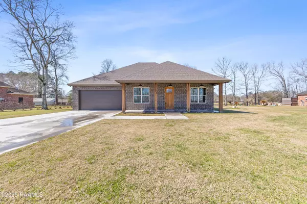 158 Nottingwood CT, Opelousas, LA 70570