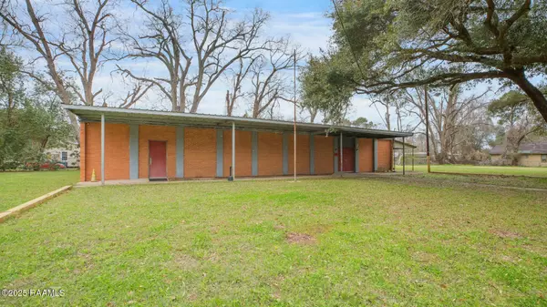 207 Pecan Orchard RD, Lafayette, LA 70501