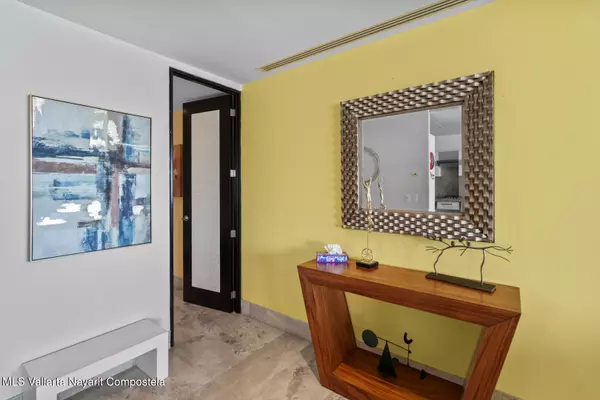 Puerto Vallarta, JALISCO,2870 Blvd Francisco Medina Ascencio #1203