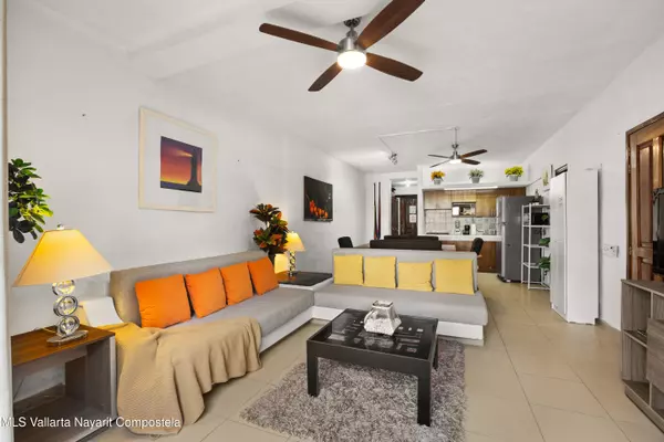 Puerto Vallarta, JALISCO,2500 Francisco Medina Ascencio Blvd #613