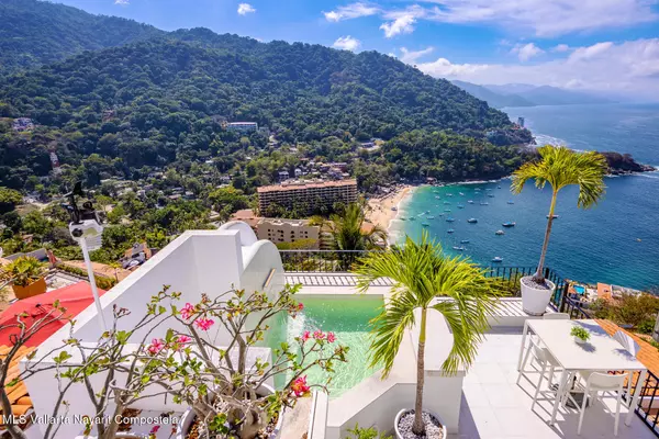 Puerto Vallarta, JALISCO,96 Candida Azucena #1 - 1