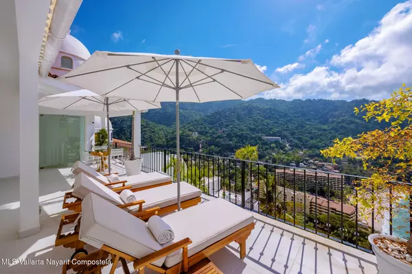 Puerto Vallarta, JALISCO,96 Candida Azucena #1 - 1