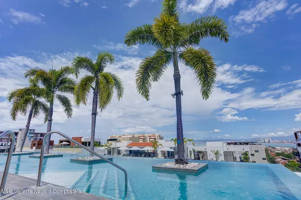 Puerto Vallarta, JALISCO,290 Venustiano Carranza #302