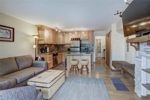 330 E La Bonte ST #4, D I L L O N, CO 80435