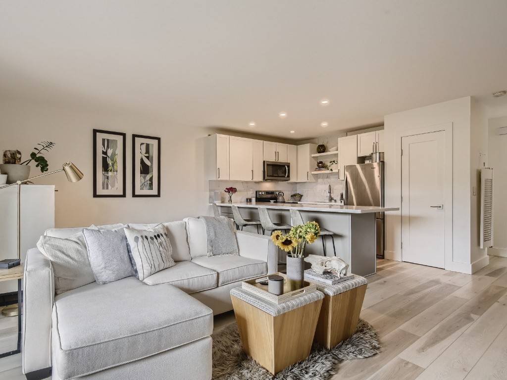 D I L L O N, CO 80435,130 Evergreen RD #303
