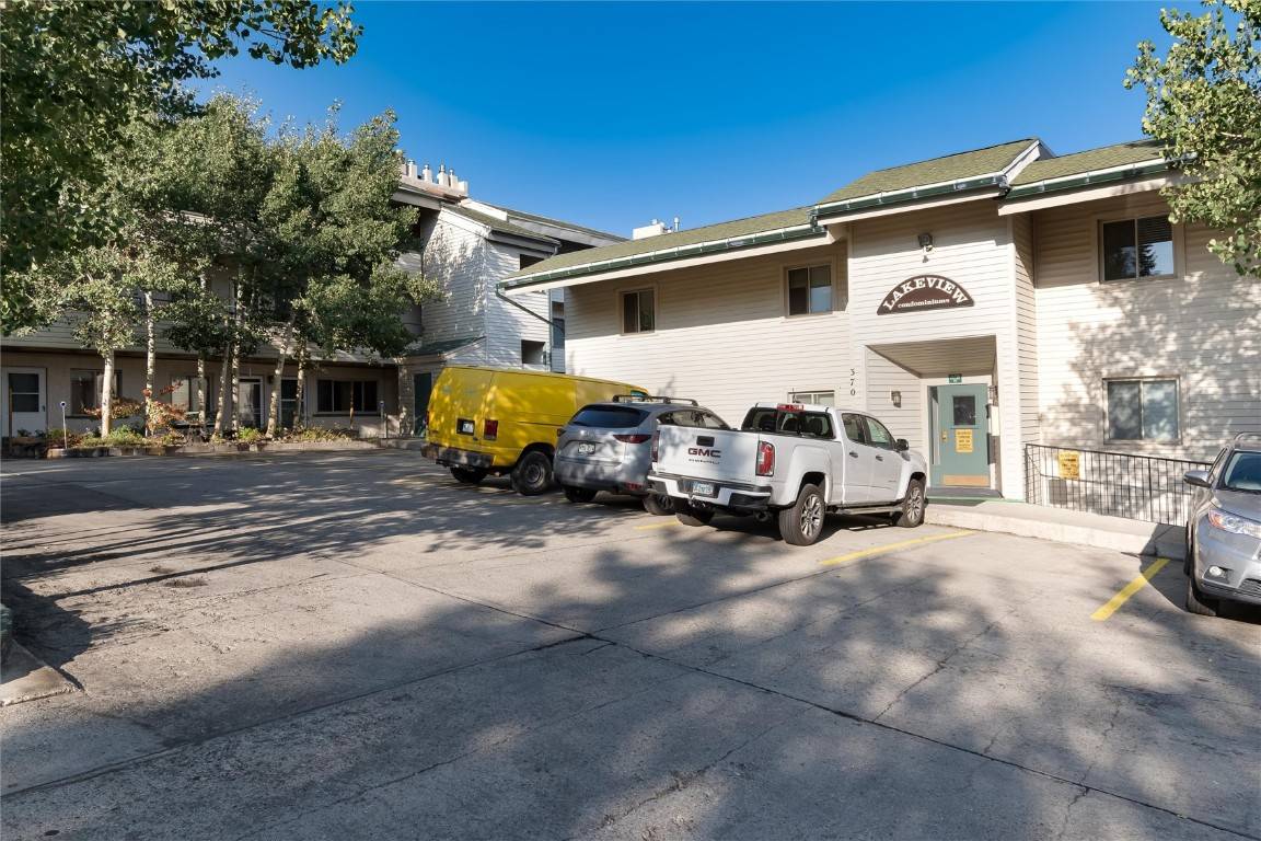 370 E La Bonte ST #202, D I L L O N, CO 80435