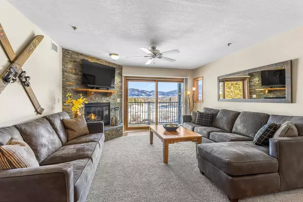 1630 Lakeview TER #104C, F R I S C O, CO 80443