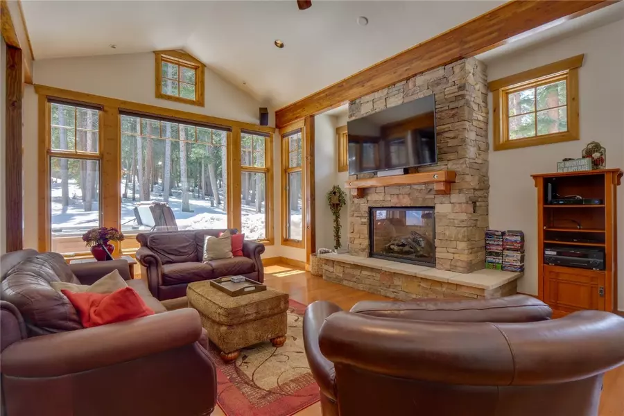 965 Whispering Pines CIR, B L U E  R I V E R, CO 80424