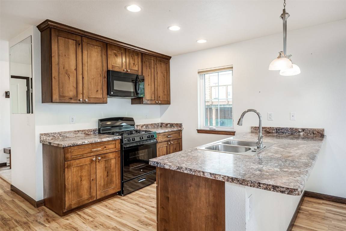 Steamboat  Springs, CO 80487,580 Pitkin ST