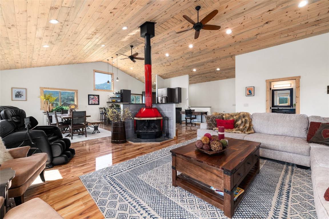 Oak  Creek, CO 80467,23565 Willow Island TRL